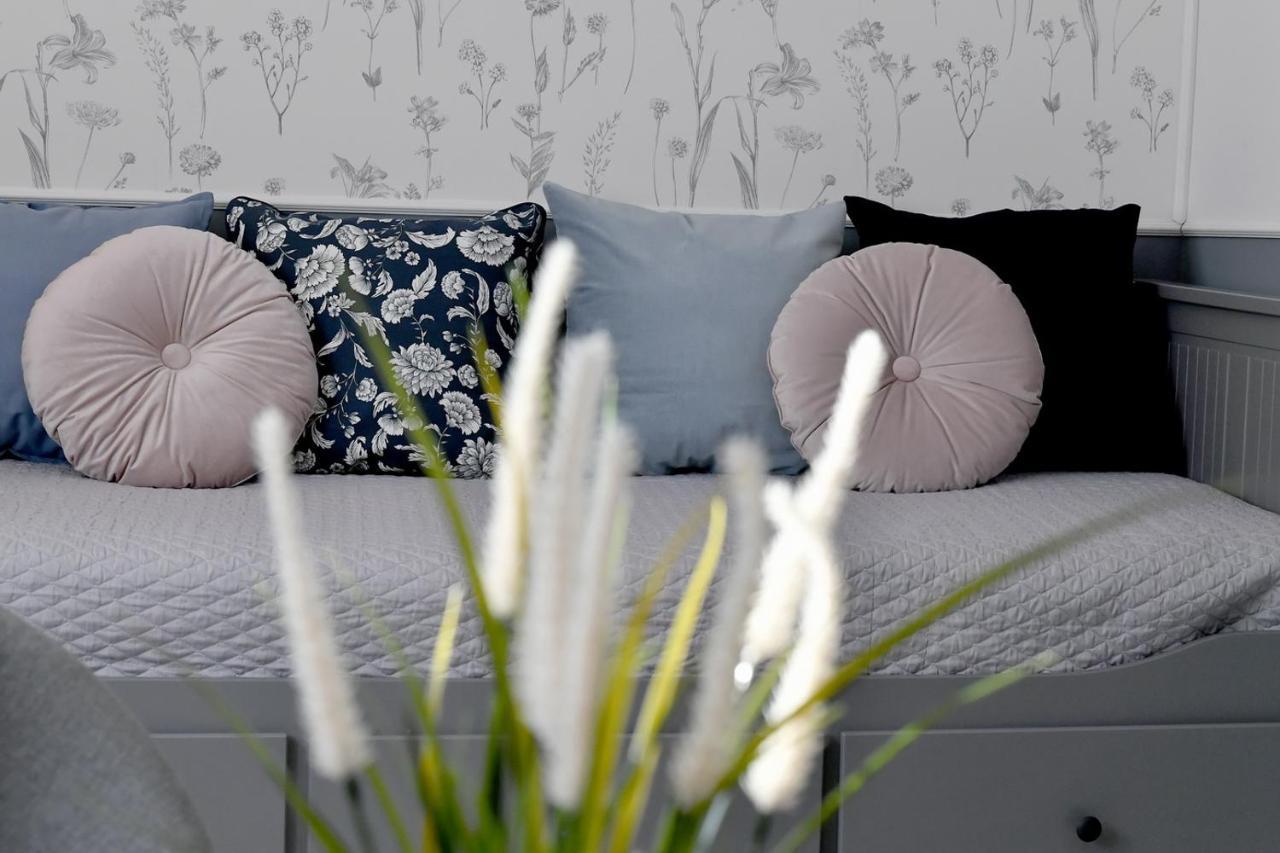 - Energylandia Krakow Oswiecim Wadowice Apartment *